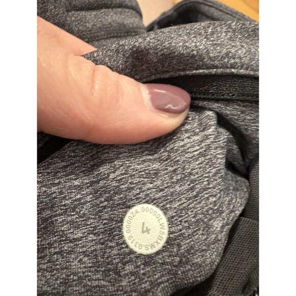 Lululemon Size 4 Speed Up Tight 28" Heathered Black - Picture 6 of 6